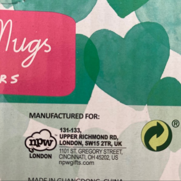 New set of his and hers hugging mugs - Picture 10 of 10